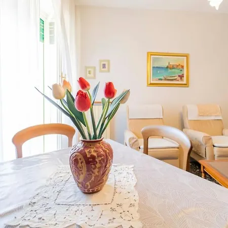 104 - Casa Tulipano Riva Trigoso, A Due Passi Dal Mare - Posto Auto Privato Gratis * Riva Trigoso
