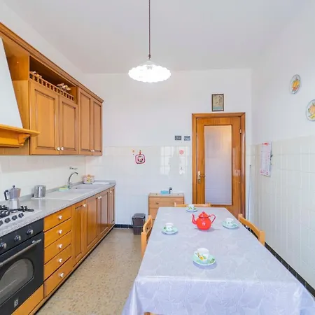 104 - Casa Tulipano Riva Trigoso, A Due Passi Dal Mare - Posto Auto Privato Gratis Apartment Riva Trigoso
