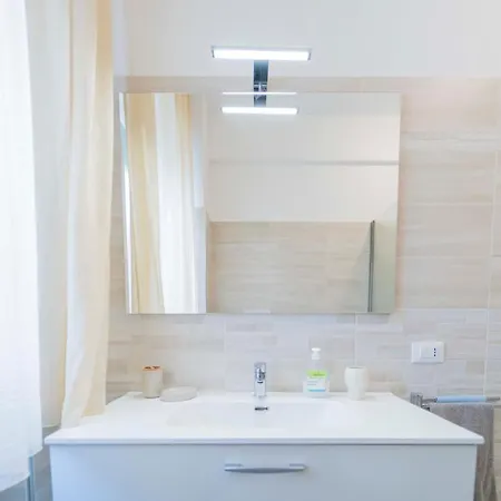 Apartment 104 - Casa Tulipano Riva Trigoso, A Due Passi Dal Mare - Posto Auto Privato Gratis